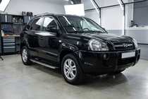 Hyundai Tucson JM 2004– BlackLine side steps (2 stuks, aluminium) foto 1