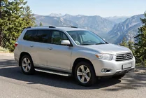 Toyota Highlander 2008–2013 BlackLine side steps (2 stuks, aluminium) foto 1
