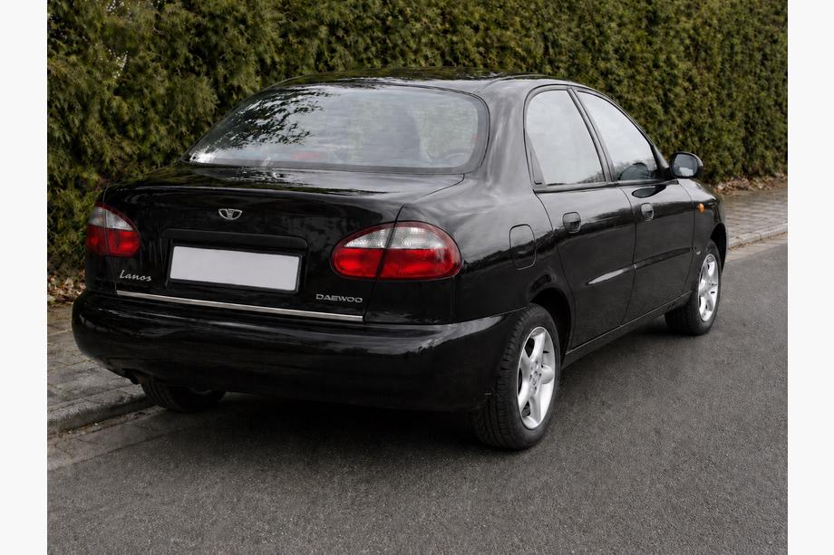 Daewoo Lanos 1998–2017 RVS kofferbakrand Image