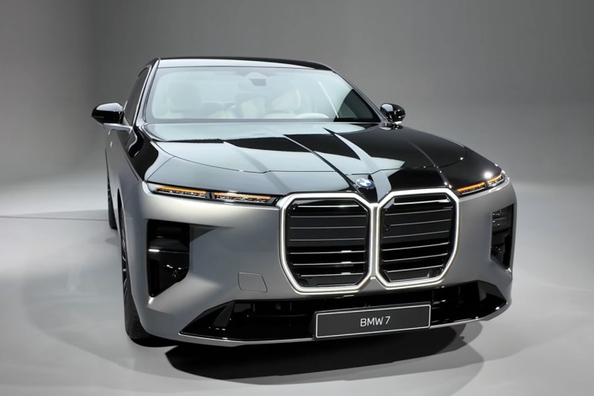 Vernieuwde BMW 7 Series 2027: nieuw design, technologie en versies