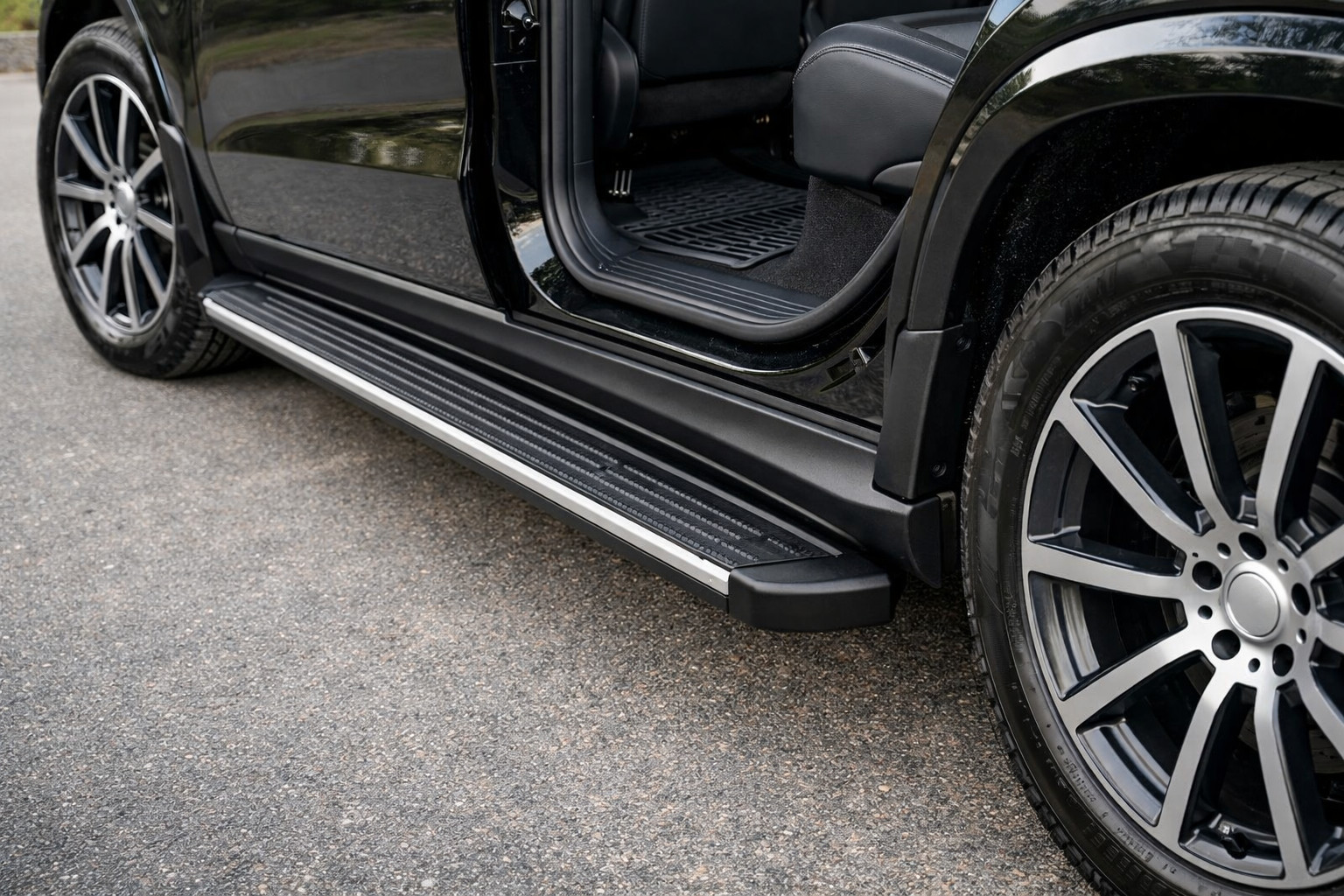 Mercedes GLS X167: side steps voor schonere dorpels en makkelijker instappen