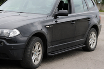 BMW X3 E83 2003–2010 Side steps KB001 Black (RVS) foto 1