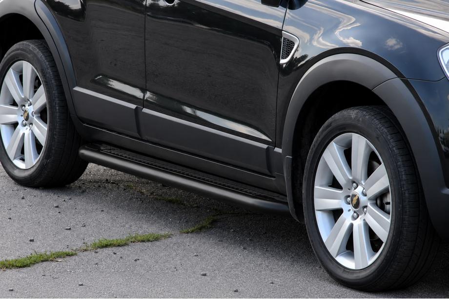 Chevrolet Captiva 2006–2019 Premium Black side steps (set 2 stuks, RVS) Foto 3