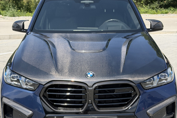 BMW X5 G05 2018 → X5M 2025: complete upgrade met carbon bodykit en M-stuur Foto 10