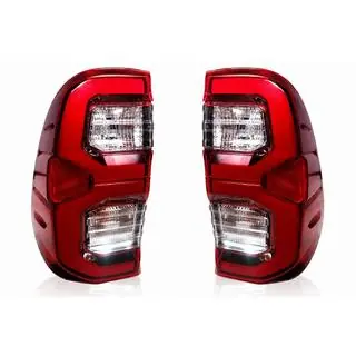 Achterlichten V4 (2 stuks) Toyota Hilux 2015–