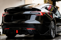 Tesla Model 3 2017– Turbo-spoiler (voor 2024+) foto 1