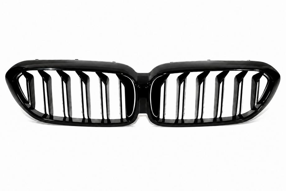 BMW 5 Serie G30/G31 2017–2023 Niergrilles M-Look LCI-Design (2017-2020, hoogglans zwart) Foto 5