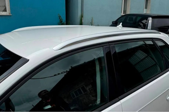 Audi A3 2012–2020: montage van dakrails – ons werk Foto 2