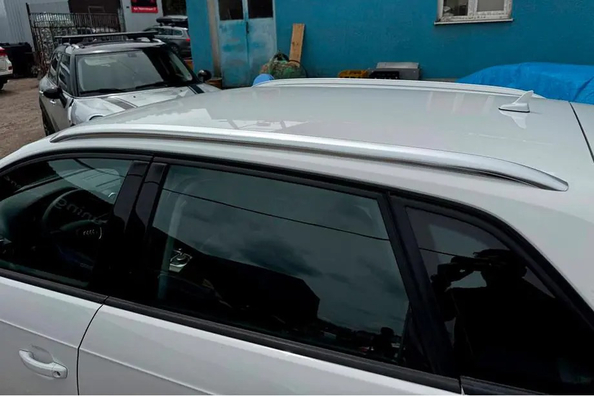Audi A3 2012–2020: montage van dakrails – ons werk Foto 3