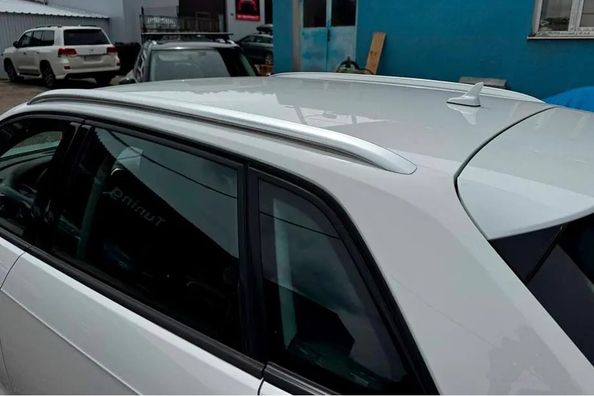 Audi A3 2012–2020: montage van dakrails – ons werk Foto 5
