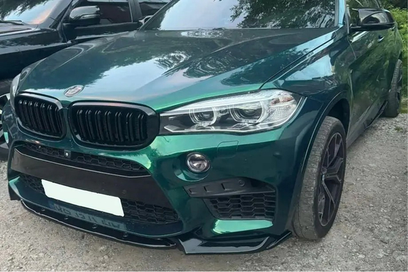 BMW X5 F15 tuning: spiegelkappen, spoiler en frontlip Foto 3