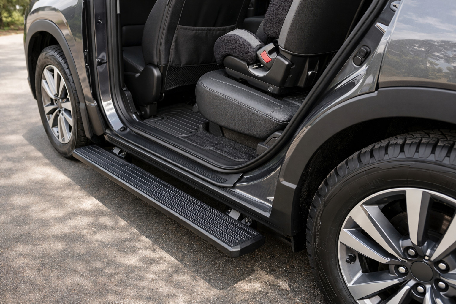 Upgradepakket voor gezins-SUV: makkelijker instappen, schonere dorpels