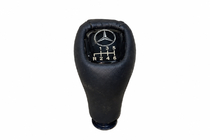 Mercedes E-class W124 1984–1997 Schakelknop V3 (6-versnellingen, leer) foto 1