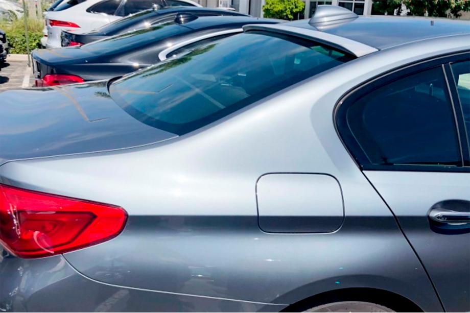 BMW 5 Serie G30/G31 2017–2023 DPT bovenspoiler (voor G30, hoogglans zwart) Foto 2