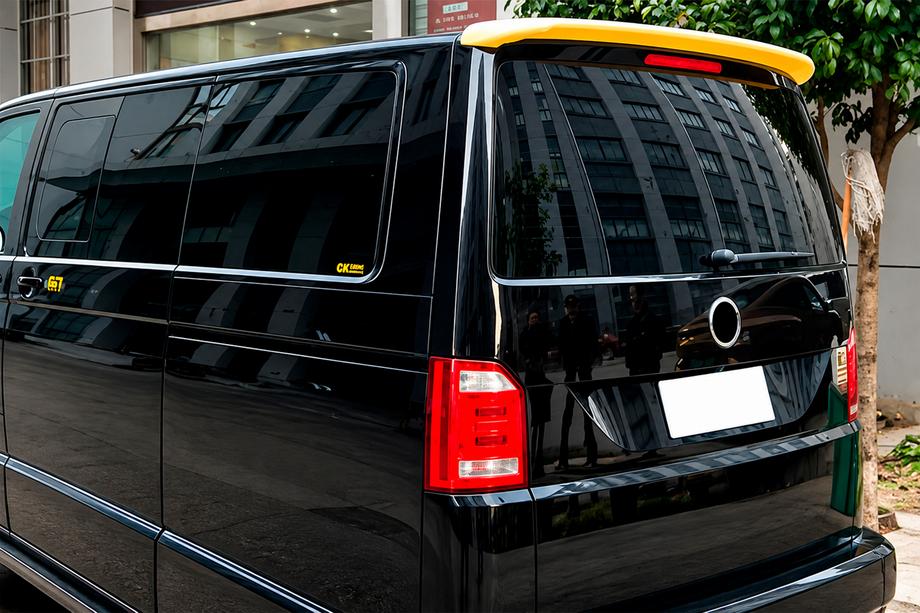 Volkswagen T5 Caravelle 2004–2010 DPT spoiler (achterklep, hoogglans zwart) Image
