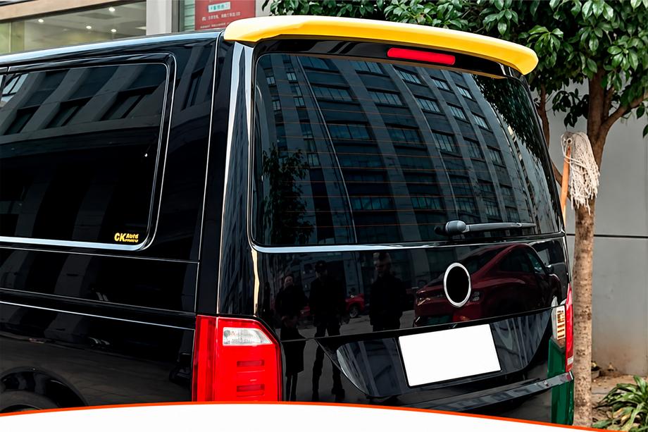 Volkswagen T5 Multivan 2003–2010 DPT spoiler (achterklep, hoogglans zwart) Image