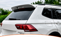 Volkswagen Tiguan 2016–2023 DPT spoiler (2016-2020, glanzend zwart) foto 1