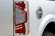 Ford Connect 2010–2013 Chroom achterlichtcovers variant nr. 2 (2 stuks, RVS) foto 1