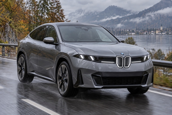 BMW iX4 (2027): elektrische coupé-SUV Neue Klasse, tot 828 km actieradius en productie in Debrecen Foto 2