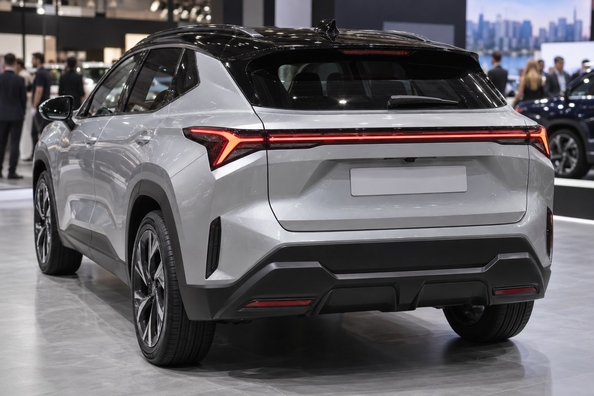 Omoda 4: compacte Chery-crossover voor Europa – 224 pk hybride en EV 155–160 kW Foto 1