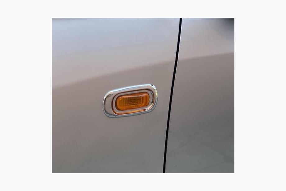 Honda Civic Sedan VII 2001–2006 Knipperlicht afdekking (kunststof) Foto 1