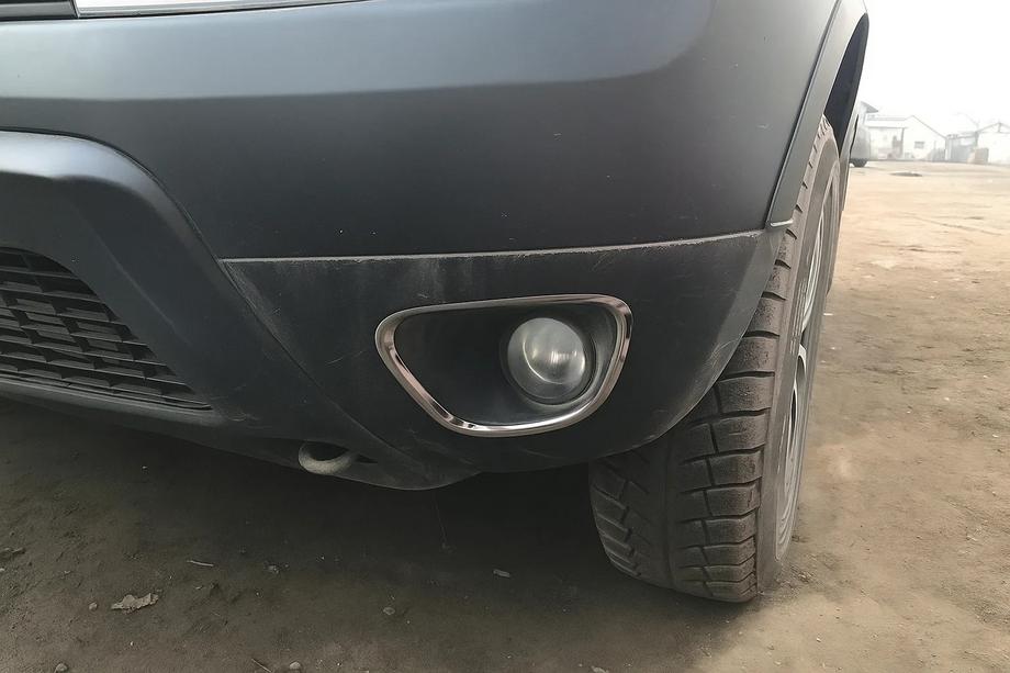 Dacia Duster 2008–2018 Chroom sierlijsten voor mistlampen 2010-2013 (2 st., RVS) Image
