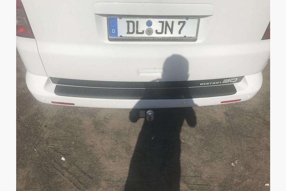 Volkswagen T5 2010–2015 Achterbumperbeschermer met opstaande rand (ABS-kunststof) Glanz Foto 5