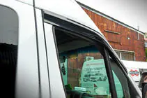 Volkswagen Crafter 2006–2016 Raamwindschermen (set van 2, Sunplex Sport) foto 8