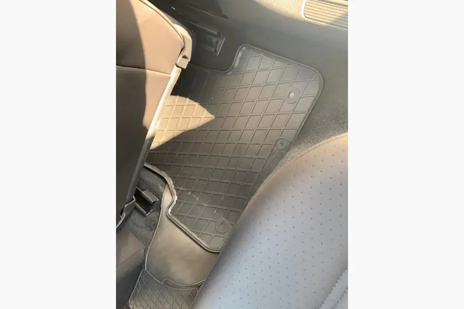 Volkswagen Golf 7/E-Golf 2012–2020 Rubberen automatten (4-delig, Stingray Premium) Foto 3