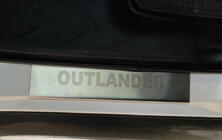 Mitsubishi Outlander 2006–2012 Carmos instaplijsten RVS (4 stuks) foto 2