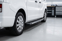 Opel Vivaro 2015–2019 Side steps RedLine V1 (2 stuks, aluminium) foto 1