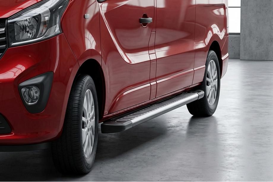 Renault Trafic 2015– Side steps Line (2 stuks, aluminium) Image