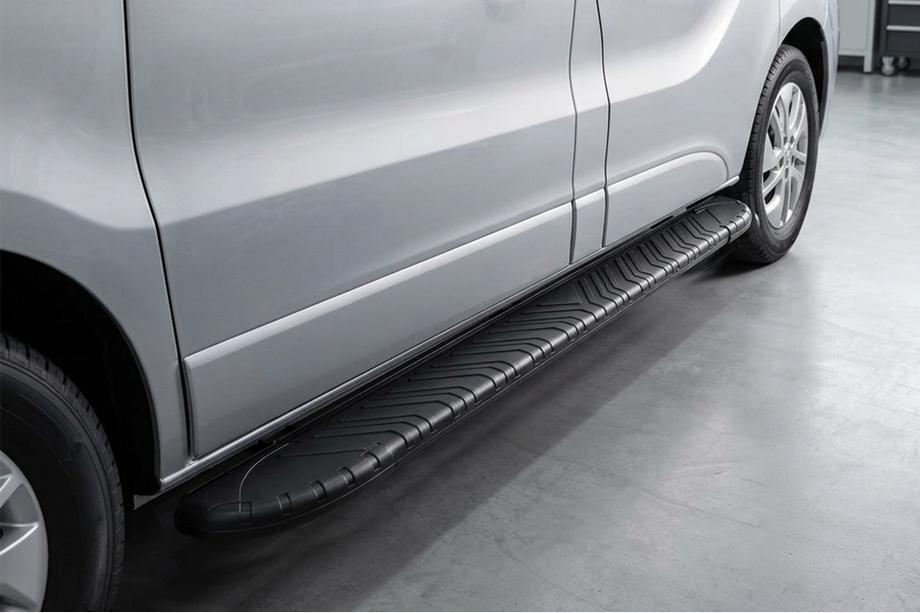 Renault Trafic 2015– Bosphorus Black side steps (2 st., aluminium) Image