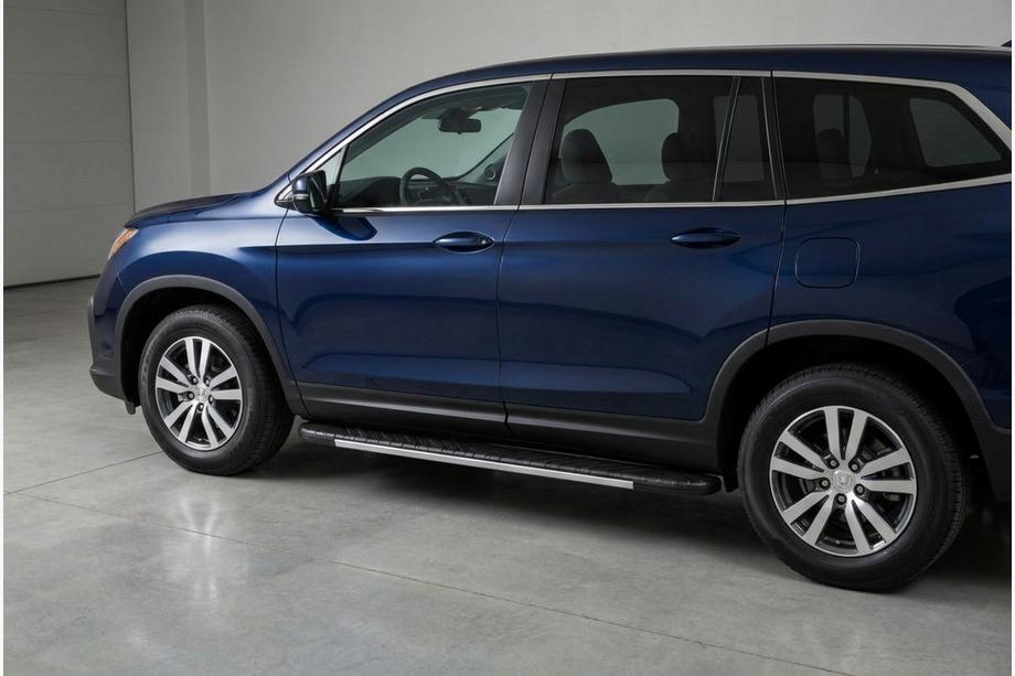 Honda Pilot 2015–2022 Side steps Bosphorus Grey (set van 2, aluminium) Image