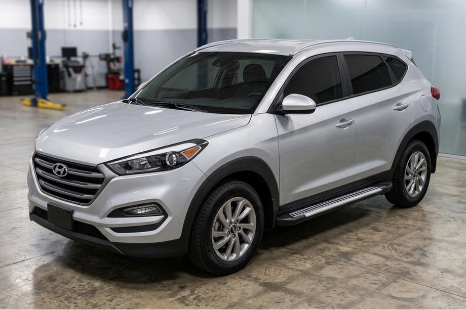 Hyundai Tucson TL 2016–2021 Side steps Line (2 stuks, aluminium) Image