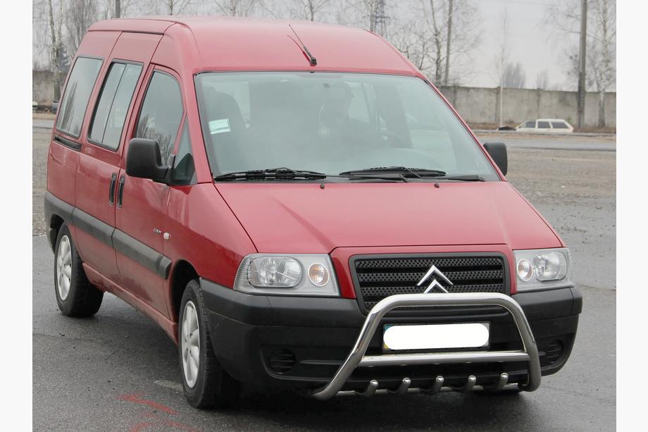 Fiat Scudo 1996–2007 Bullbar WT003 (RVS) Image