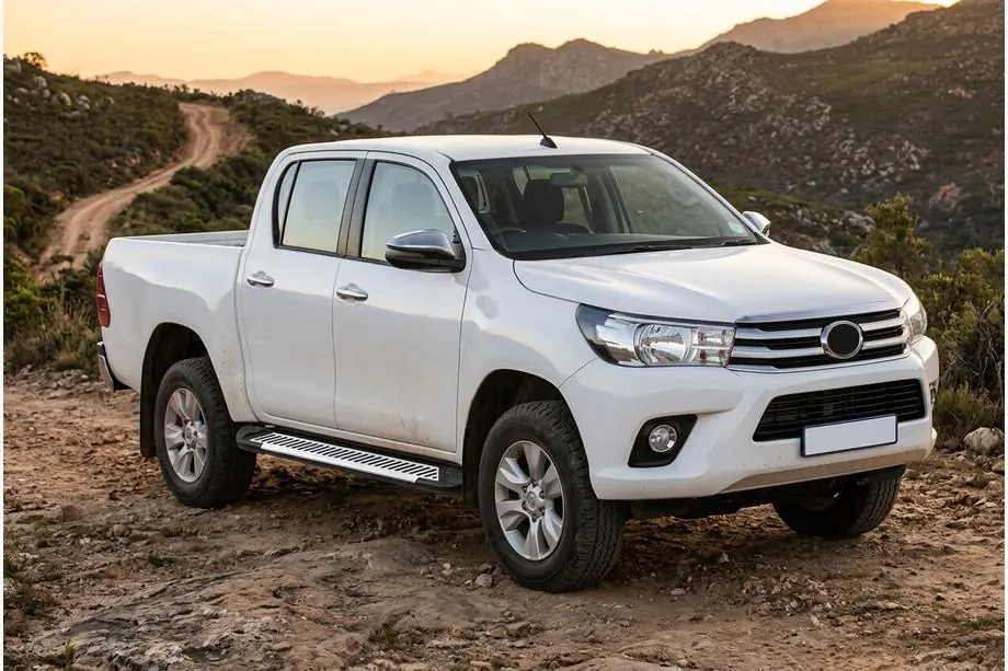 Toyota Hilux 2015– Line side steps (set van 2, aluminium) Image