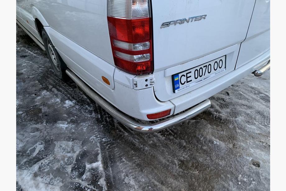 Mercedes Sprinter W906 2006–2018 Schuin geplaatste zijbuizen achter het achterwiel (2 st., RVS) Kort Foto 11