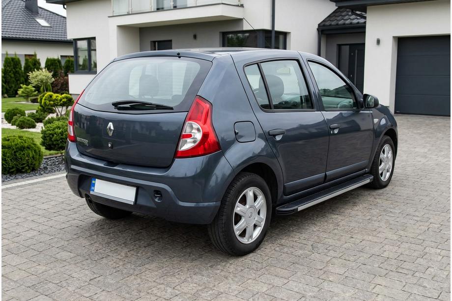 Renault Sandero 2007–2013 Side steps Maya V1 (2 stuks, aluminium) Image