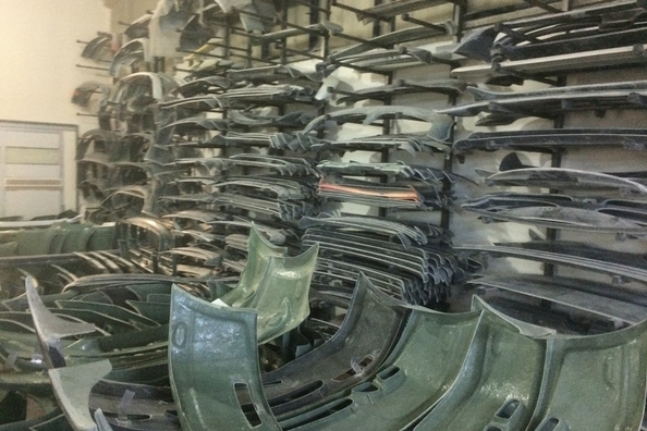 Productie van glasvezel tuningonderdelen