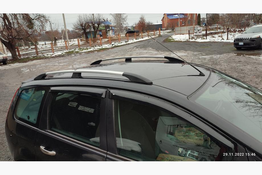 Ford C-Max 2004–2010 Chromen dakrails Kunststof voetjes Image