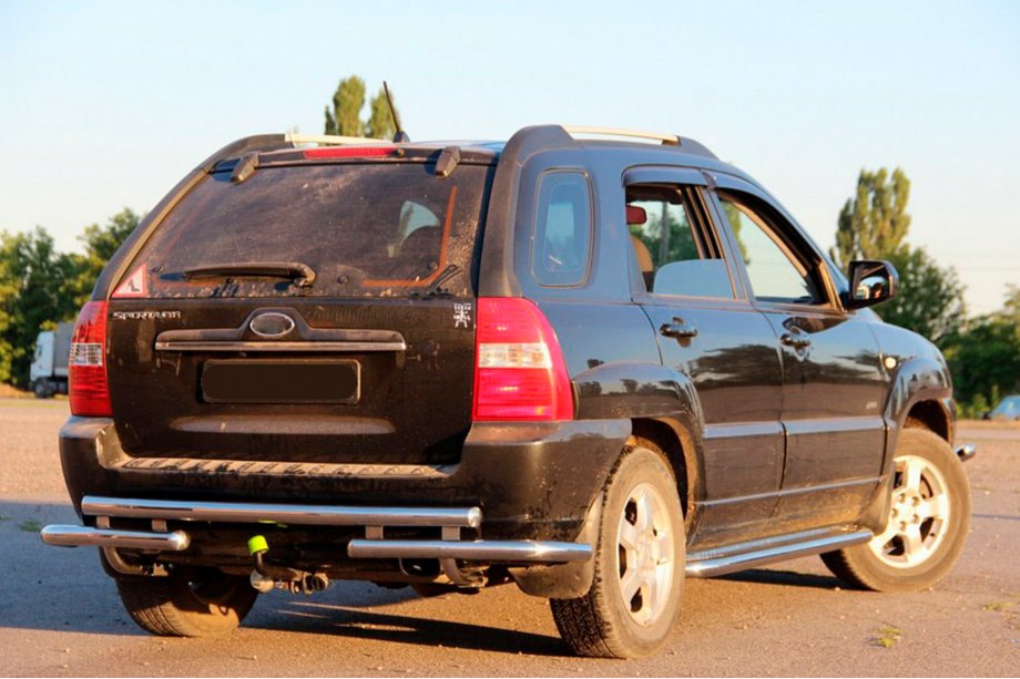 Kia Sportage 2004–2010 Achterbeugel AK007 (RVS) Foto 3