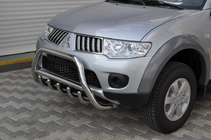 Mitsubishi Pajero Sport 2008–2015 RVS bullbar voorzijde WT003 foto 3