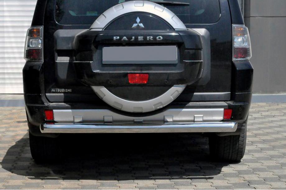 Mitsubishi Pajero Wagon IV 2006–2021 Achterbeschermbeugel AK002 (RVS) Image