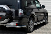 Mitsubishi Pajero Wagon IV 2006–2021 Achterbeugel AK003 (RVS) foto 1