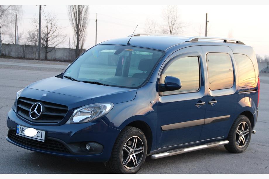 Mercedes Citan 2013–2021 Sidebars (2 stuks, RVS) 70 mm, korte wielbasis met kunststof inzetstukken Foto 3