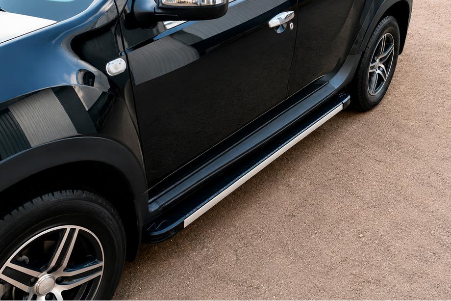 Dacia Duster 2008–2018 Side steps Maya V1 (2 stuks, aluminium) Image
