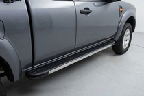 Mazda BT-50 2007–2012 Side steps Maya V1 (2 stuks, aluminium) foto 1