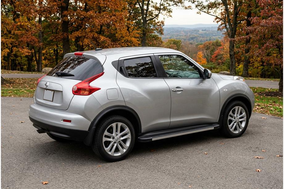 Nissan Juke 2010–2019 Side steps Maya V1 (2 stuks, aluminium) Image