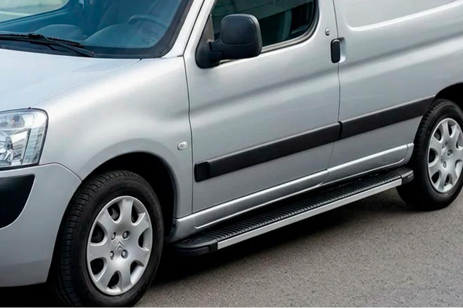 Peugeot Partner 1996–2008 Side steps Maya V1 (2 stuks, aluminium) Foto 1
